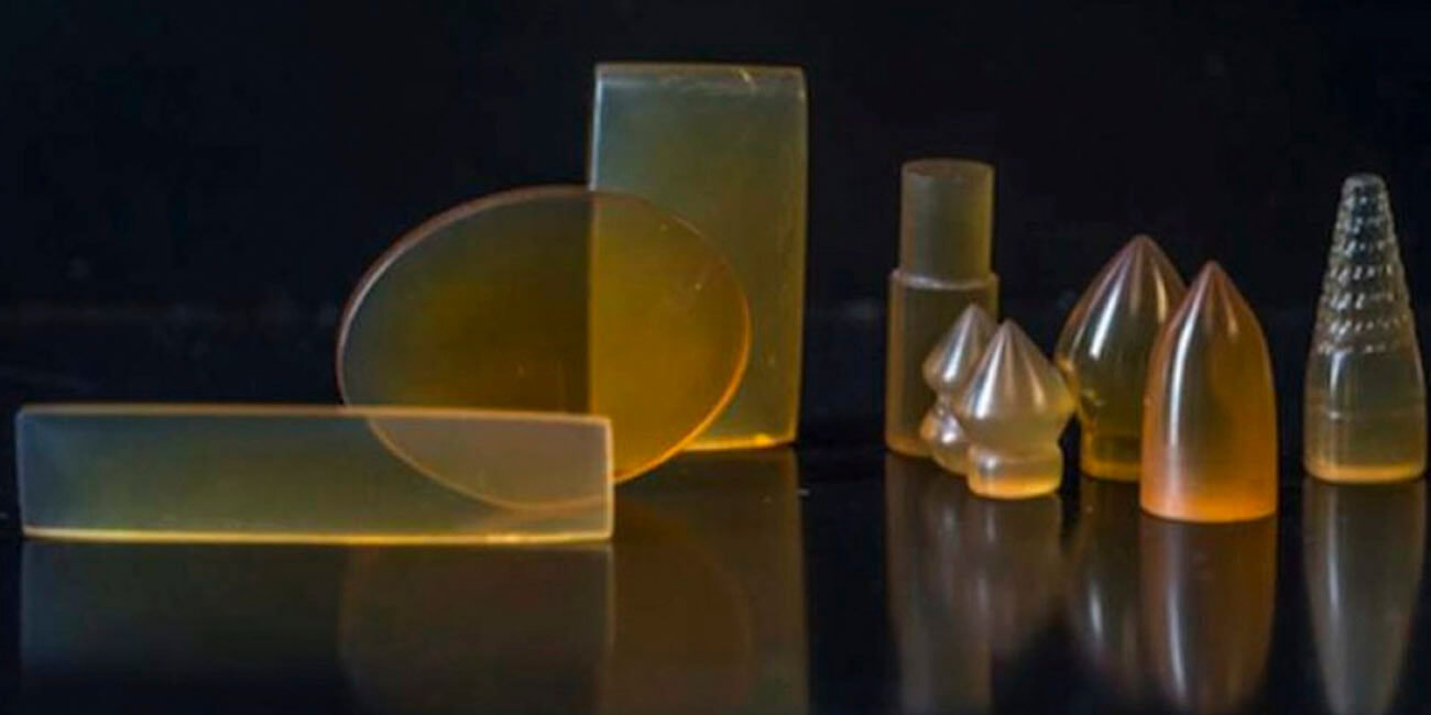 На основе шелка создан материал с программируемыми свойствами.. Фото.