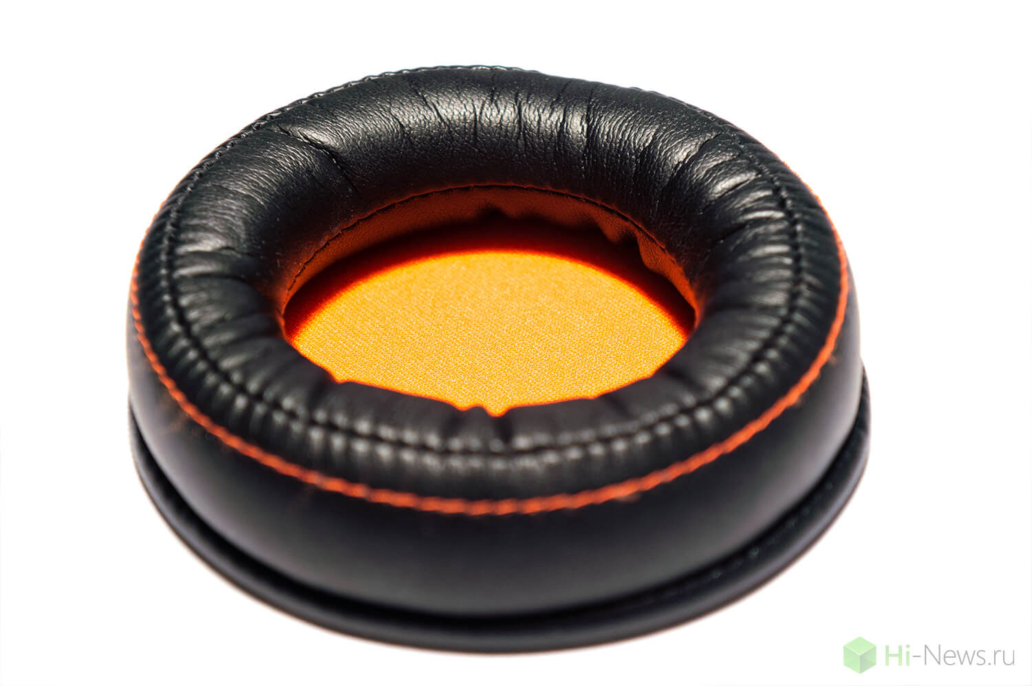 Обзор беспроводной игровой гарнитуры SteelSeries Siberia 840.. Фото.