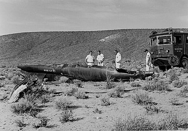 10 страшных и трагичных историй, связанных с космосом. Катастрофа самолета X-15. Фото.
