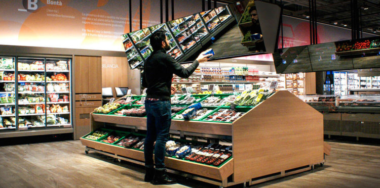 Камеру Kinect устроили на работу в супермаркет. Фото.