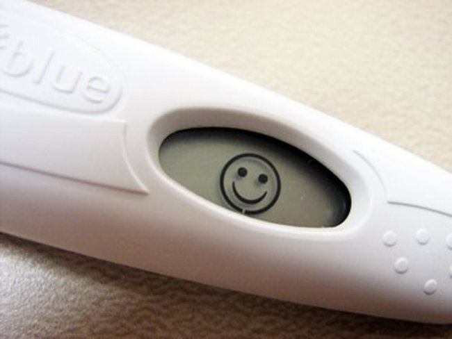 Первые тесты на беременность были странными, но точными. Фото.