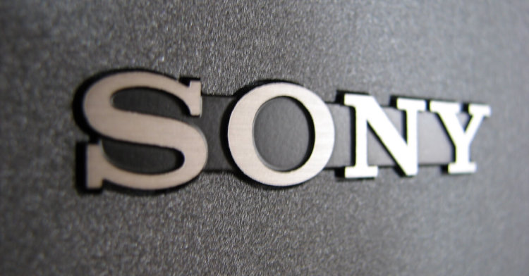 Sony создала датчик для камер смартфонов, способный снимать со скоростью 960 кадров в секунду. Фото.