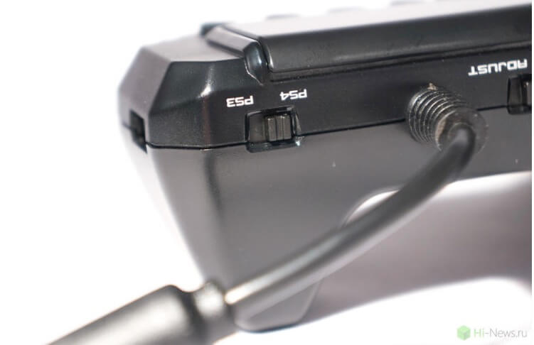 Выбор между PS3 и PS4. Фото.