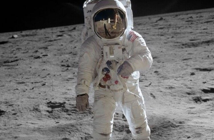Высадка «Аполлона-11» на Луну. Был ли Аполлон на Луне? Фото.