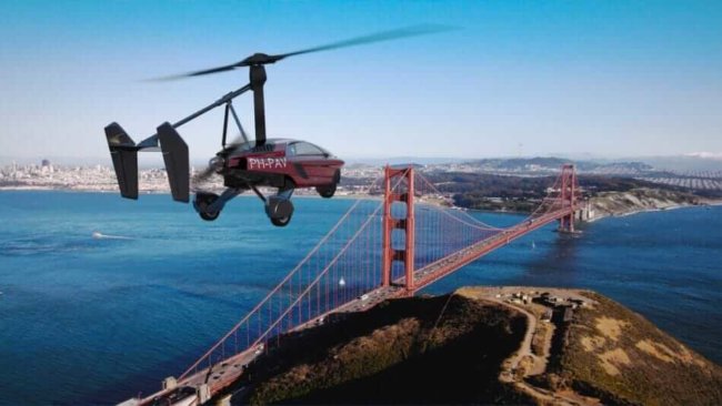 Компания PAL-V принимает предзаказы на летающие автомобили. Фото.
