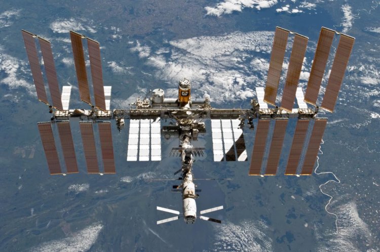 В 2019 году на МКС установят первый коммерческий шлюз. Фото.