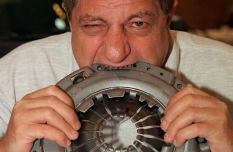 Переварить металл могут далеко не все. Фото.