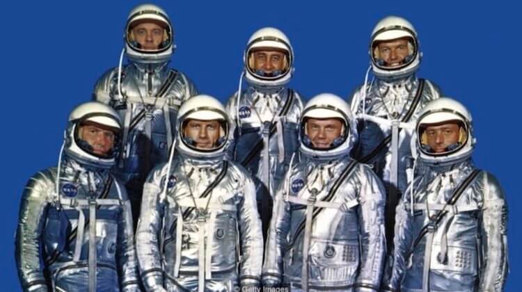 Кого берут в космонавты. Отряд космонавтов. Фото.