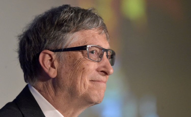 Билл Гейтс предложил обложить роботов специальным налогом. Фото.