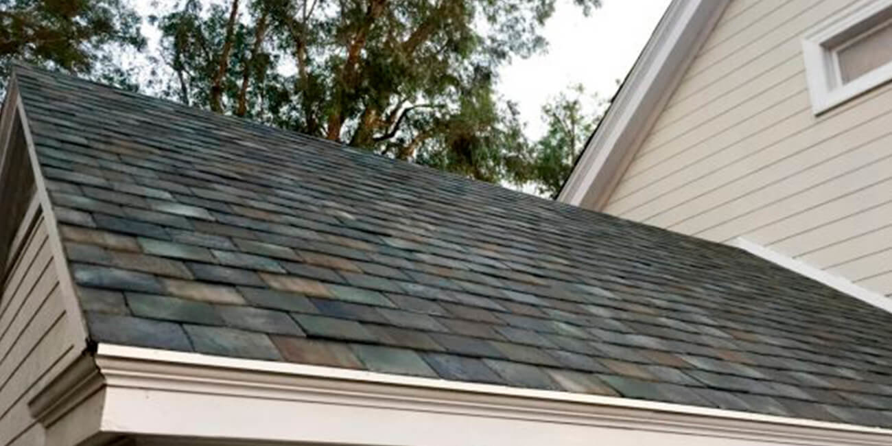 Предзаказы на солнечные крыши Tesla начнут собирать в апреле. Фото.