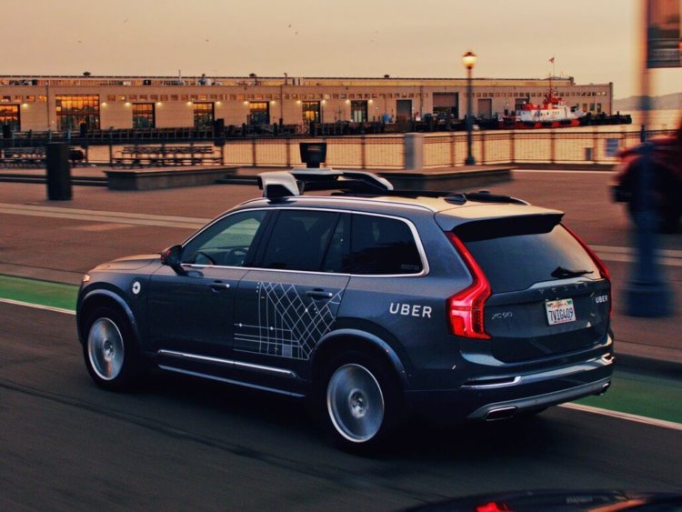Авария с участием автомобиля Uber подтверждает необходимость самоуправляемых авто. Фото.