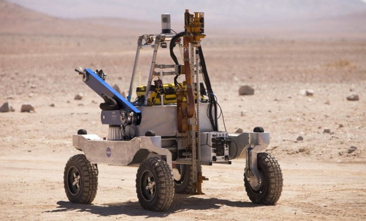 NASA испытывает в чилийской пустыне приборы для поиска жизни на Марсе. Фото.