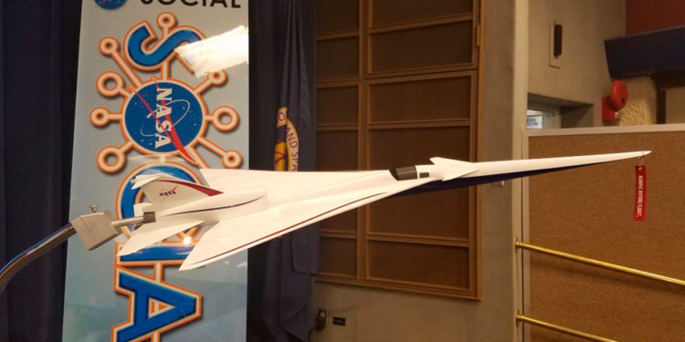 В NASA начали испытания миниатюрного прототипа сверхзвукового самолета. Фото.