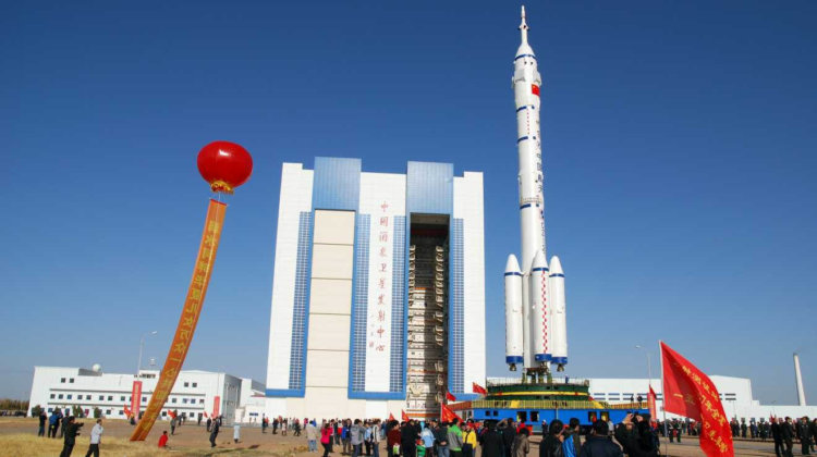 Сегодня состоится запуск первого китайского космического грузовика. Фото.