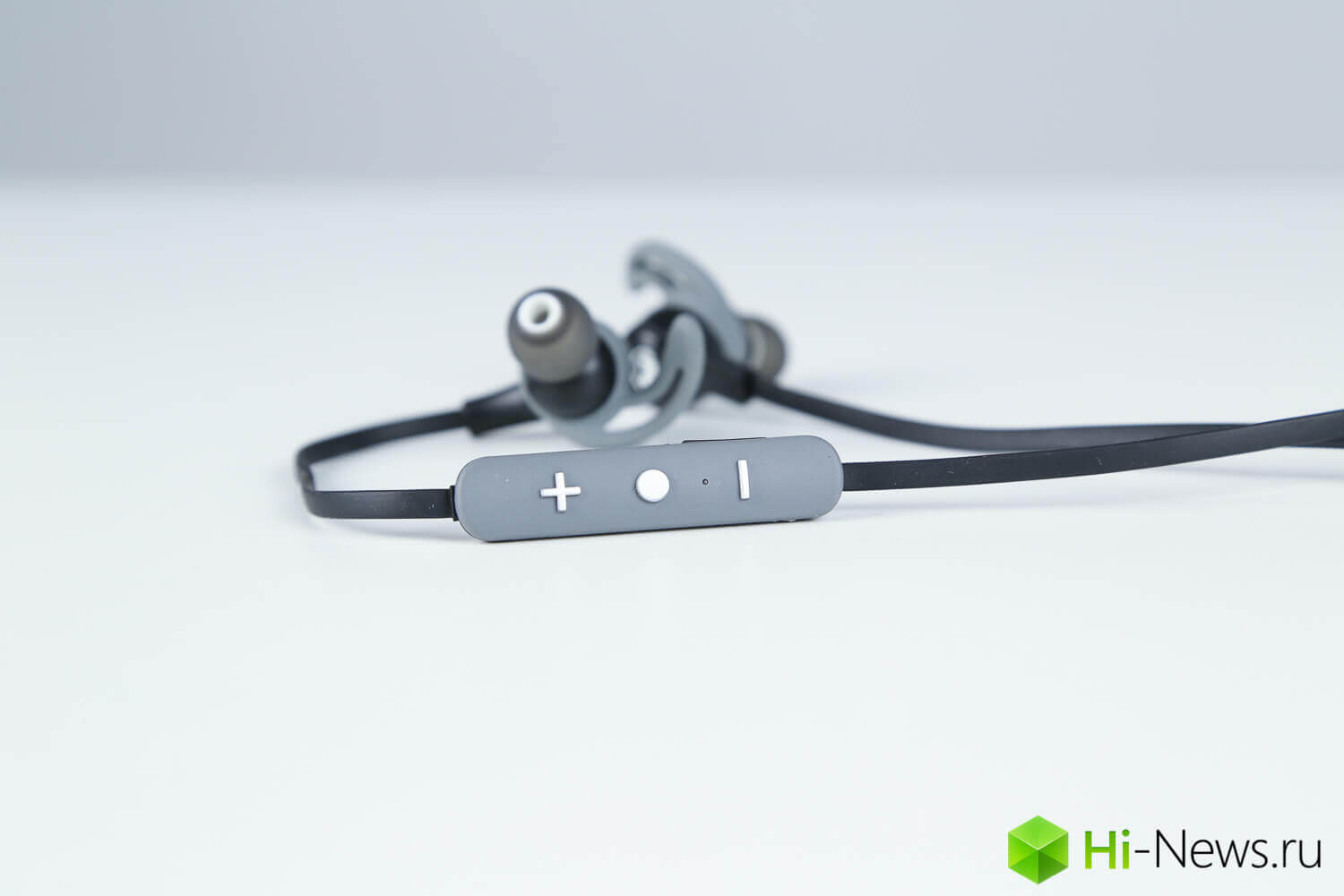 Какие Bluetooth-наушники лучше выбрать для занятий спортом?. Фото.