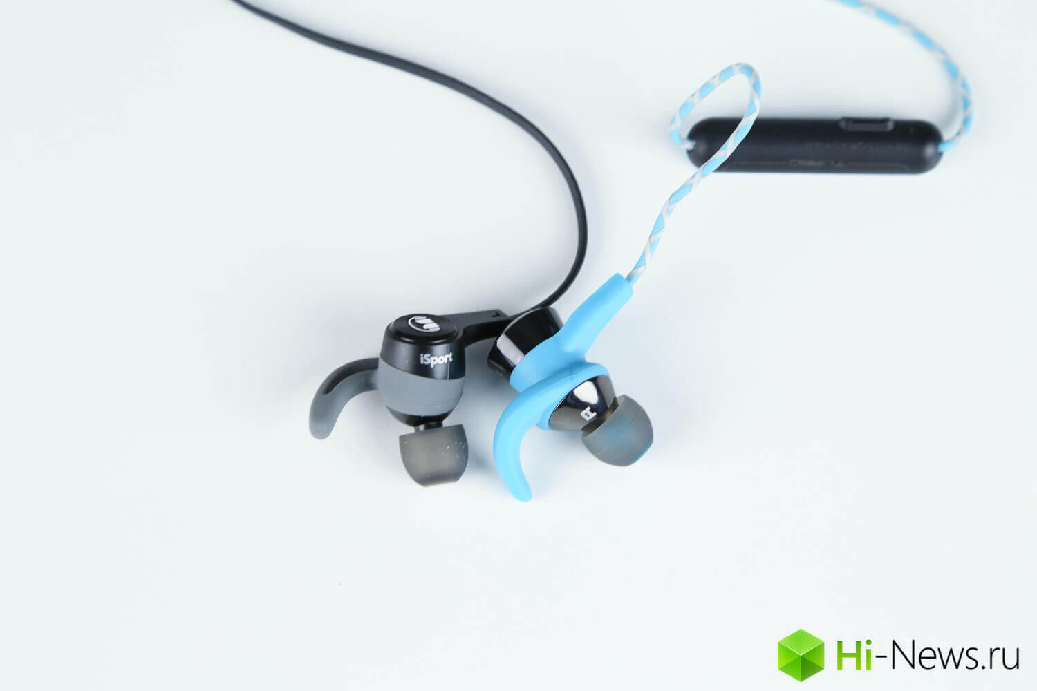 Какие Bluetooth-наушники лучше выбрать для занятий спортом?. Фото.