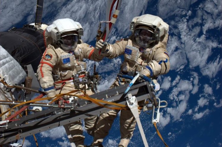 «Роскосмос»: зачем нам люди на орбите? Фото.