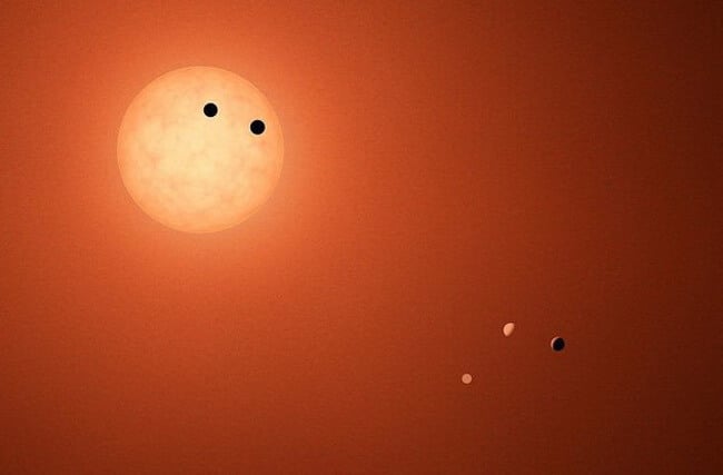 10 величайших научных открытий и достижений последнего десятилетия. Жизнь в системе TRAPPIST. Фото.