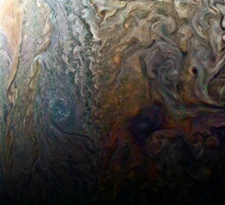 #фото дня | Невероятные грозовые облака Юпитера. Фото.
