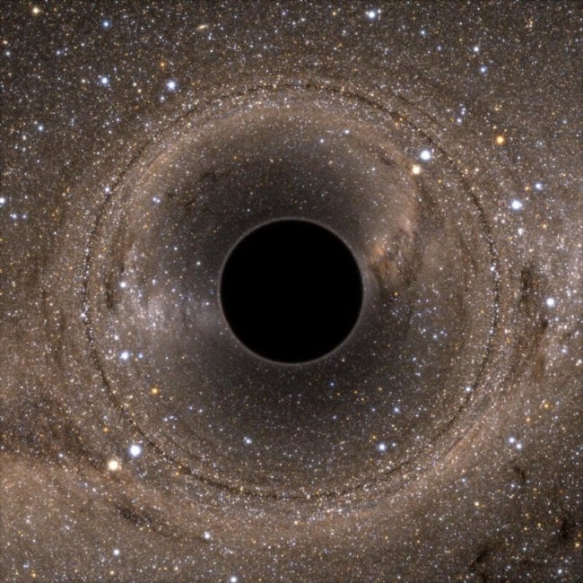 Что происходит, когда испаряется сингулярность черной дыры? Фото.
