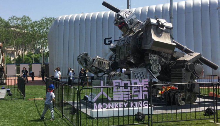 Китай примет участие в битве гигантских боевых роботов. Фото.