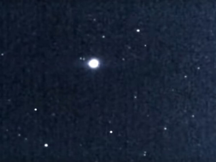 #видео дня | Над «Зоной 51» засняли НЛО. Фото.