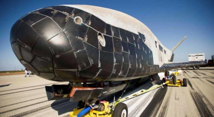 SpaceX выведет на орбиту засекреченный беспилотник ВВС США. Фото.