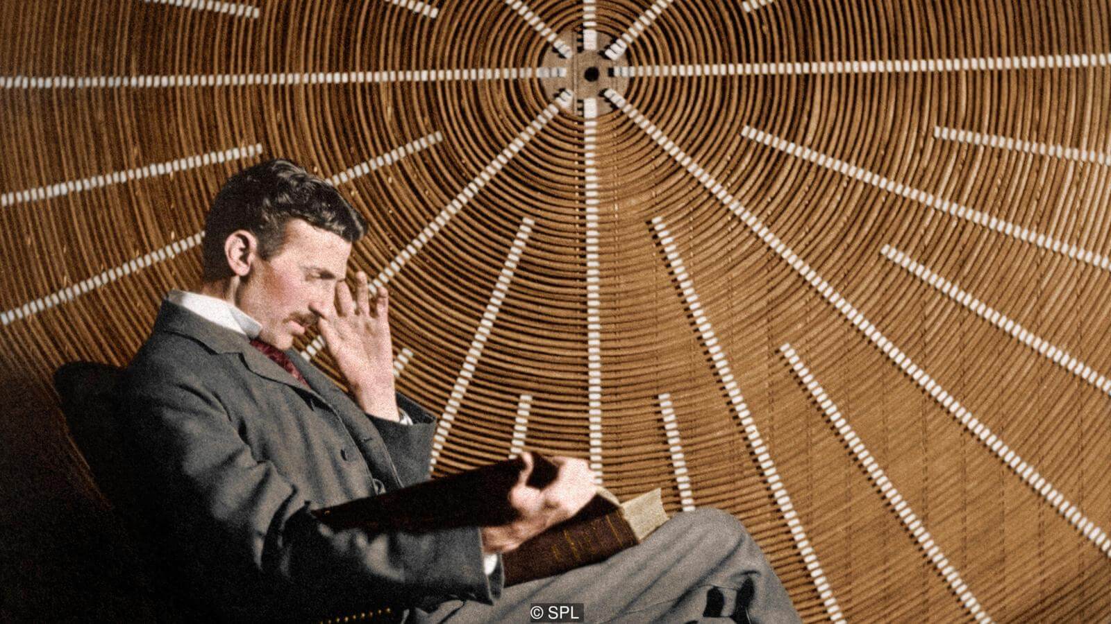 Гении спят очень мало. Фото.