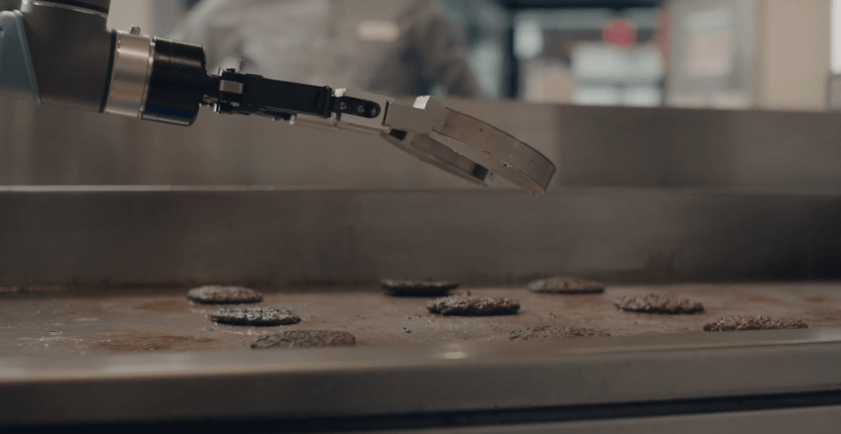 В следующем году бургеры для американцев будут делать роботы