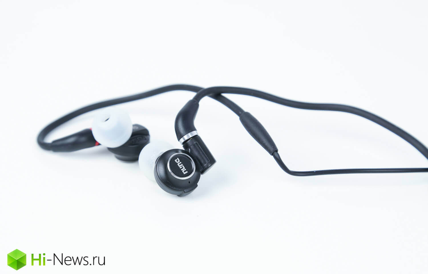 Dunu DN-2002 против DK-3001: что выбрать?. Внешний вид.. Фото.