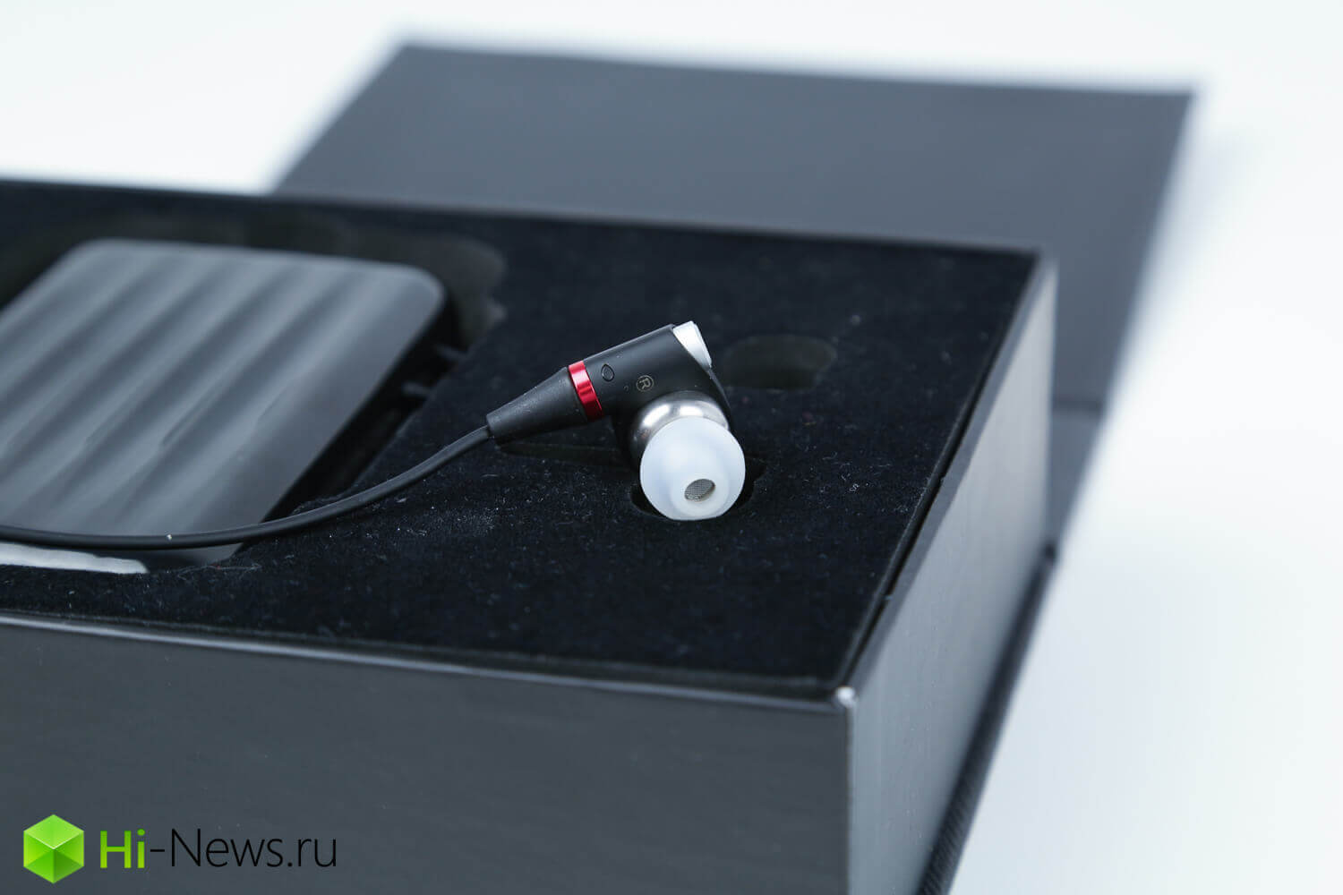 Dunu DN-2002 против DK-3001: что выбрать?. Внешний вид.. Фото.