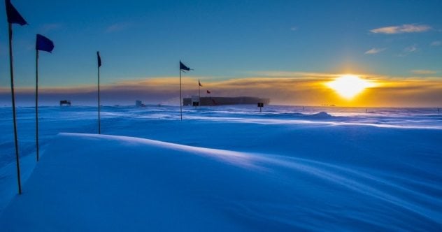 10 невероятных фактов о жизни на Южном полюсе. Один восход и один закат в год. Фото.