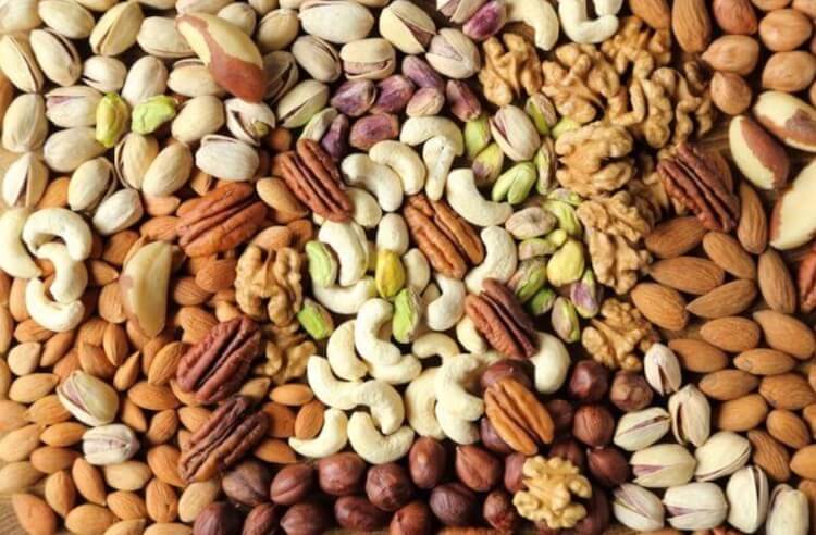 Орешки под пенное уже будет не найти. Фото.