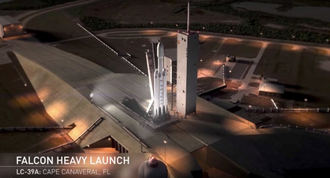 Илон Маск: пуск Falcon Heavy состоится в ноябре. Фото.