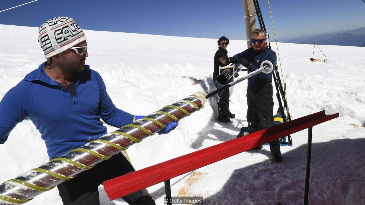 Так исследуют толщу льда. Фото.