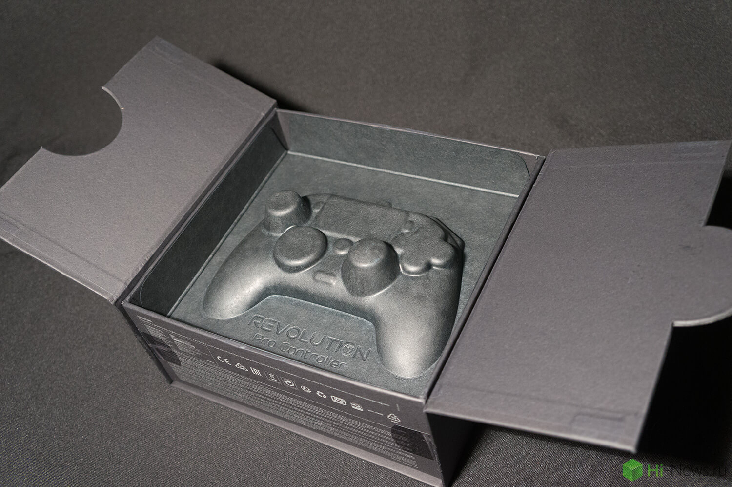 Обзор профессионального игрового контроллера Nacon Revolution Pro Controller.. Фото.