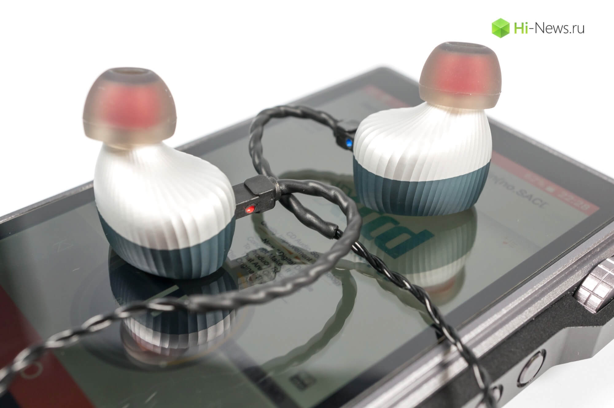 Хотели бы послушать? Фото.