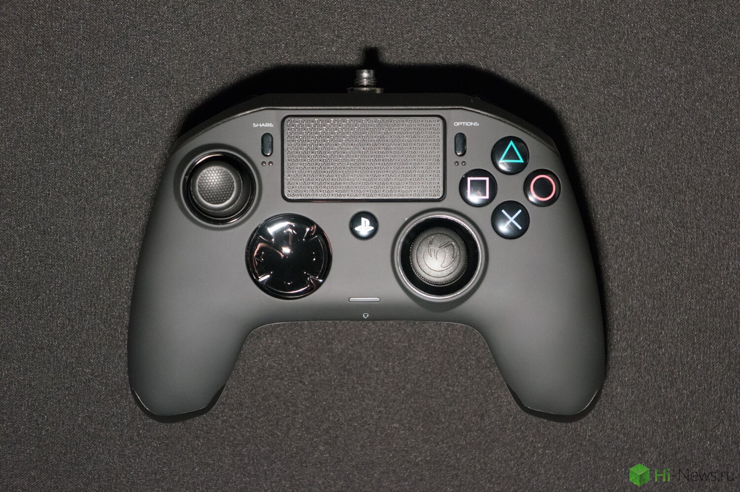 Обзор профессионального игрового контроллера Nacon Revolution Pro Controller.. Фото.