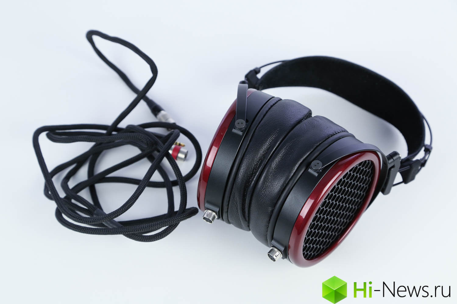 MrSpeakers Ether и Ether Flow: планары во всей красе. Комплектация. Фото.