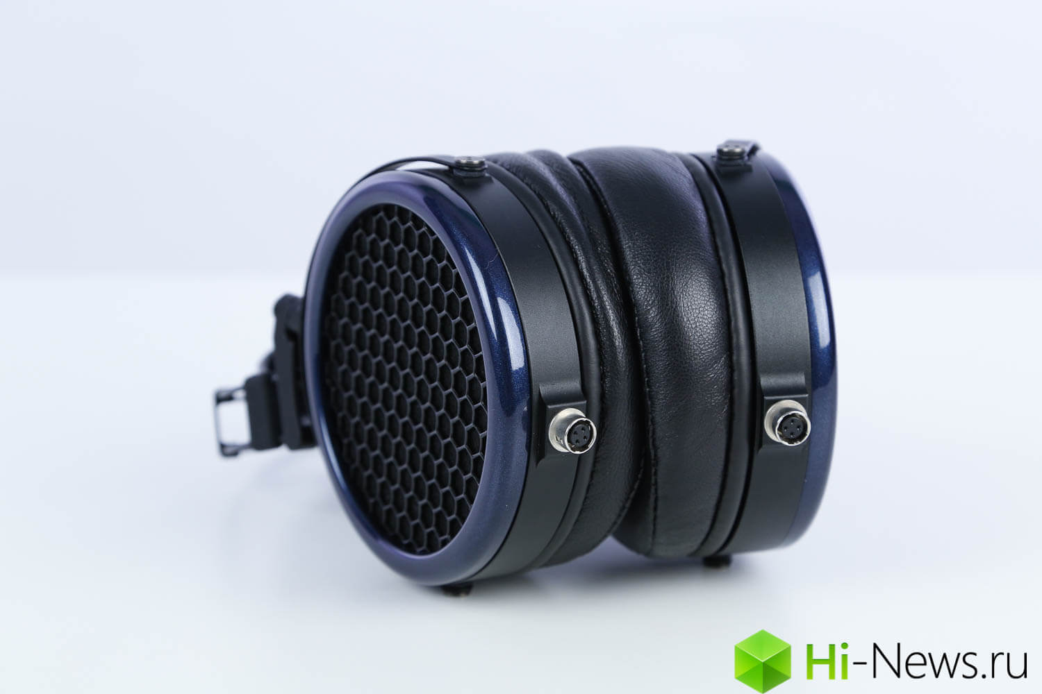 MrSpeakers Ether и Ether Flow: планары во всей красе. Дизайн. Фото.