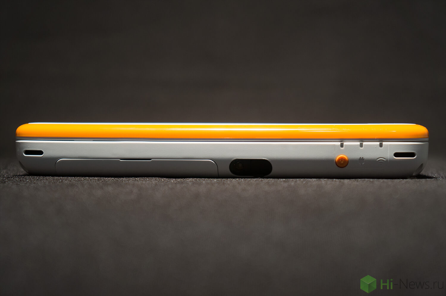 Обзор игровой консоли New Nintendo 2DS XL.. Фото.