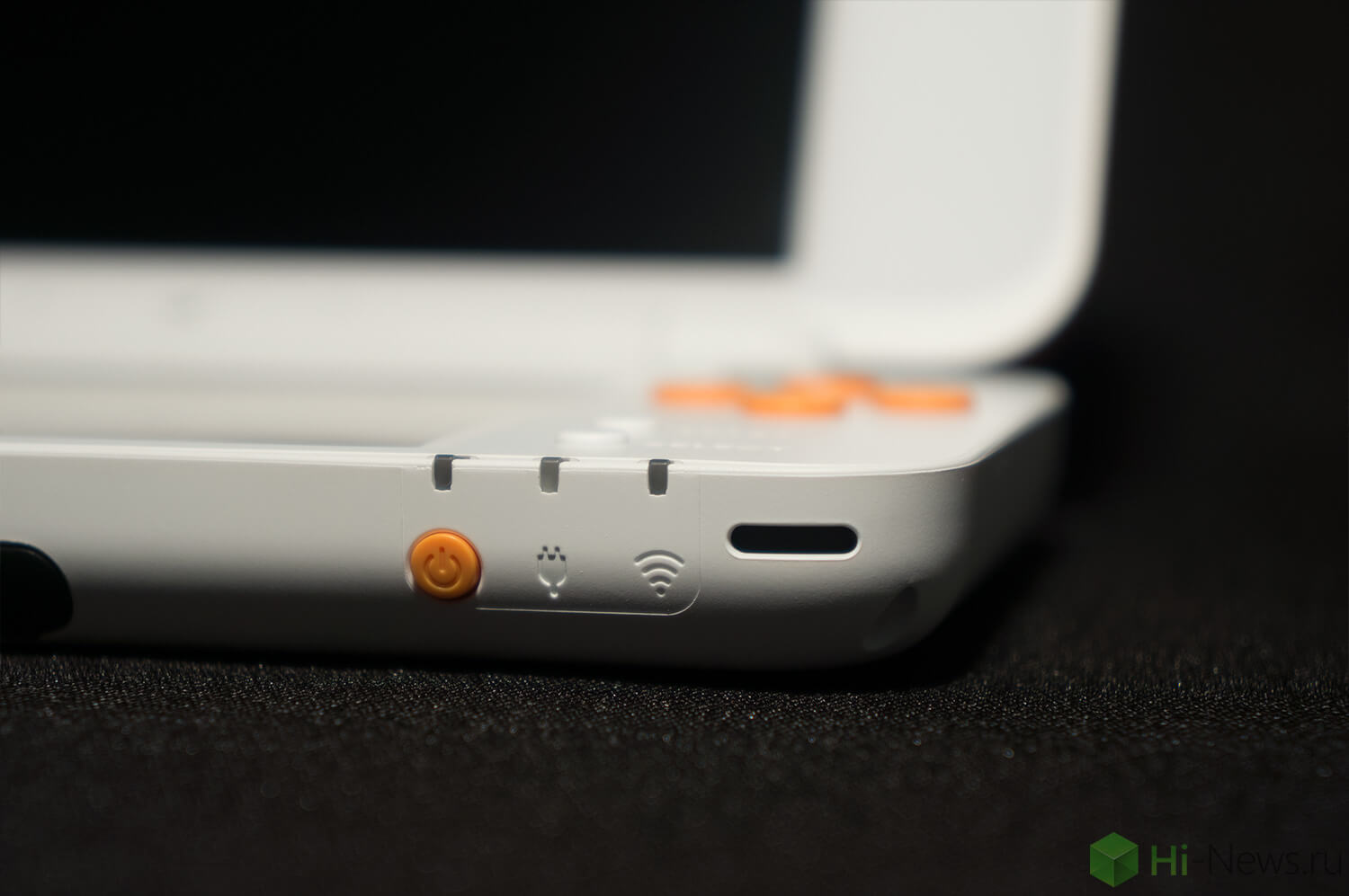 Обзор игровой консоли New Nintendo 2DS XL.. Фото.