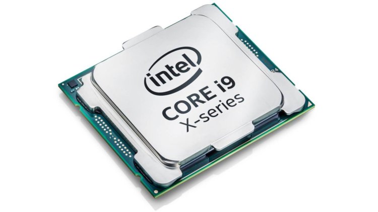 Intel опубликовала характеристики своего 18-ядерного процессора. Фото.