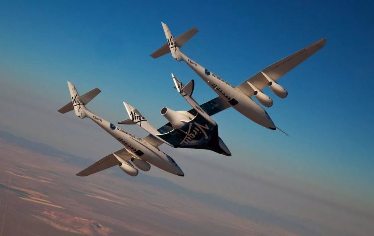 SpaceShipTwo начали готовить к полётам с реактивным двигателем. Фото.