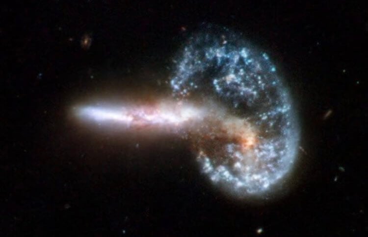 Столкновения галактик. Столкновение галактик это очень эпично. Фото.