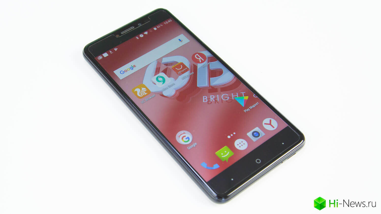 BQ Strike Selfie — красивая обертка для селфи.. Экран.. Фото.