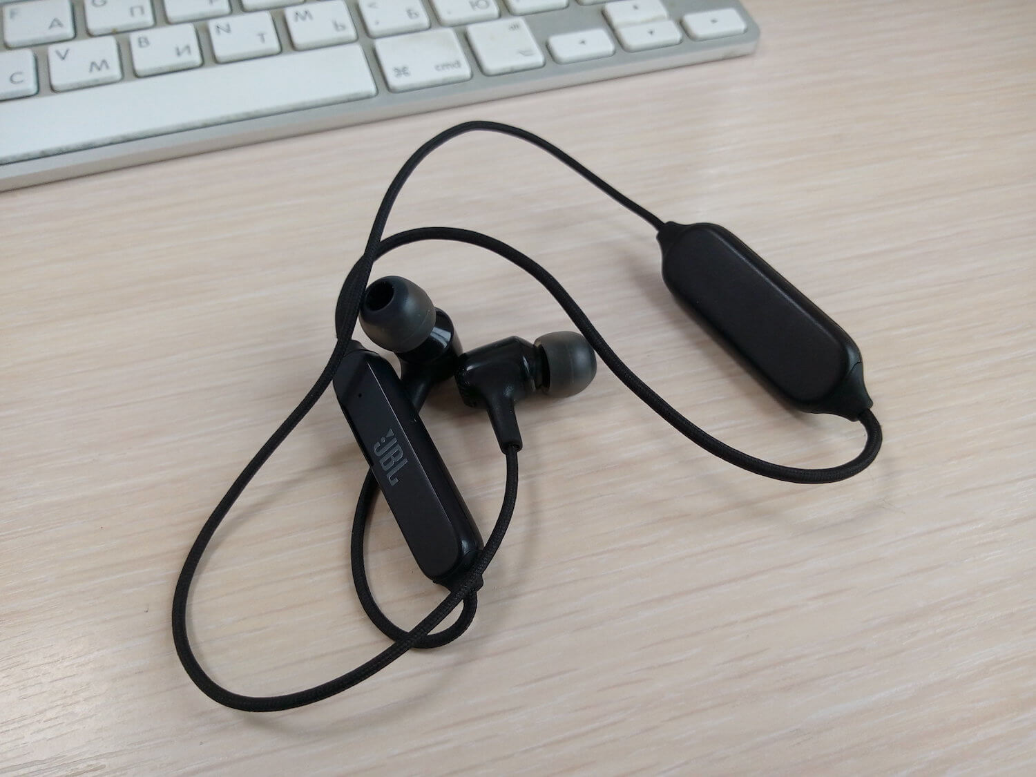 BQ Strike Selfie — красивая обертка для селфи.. Камера.. Фото.