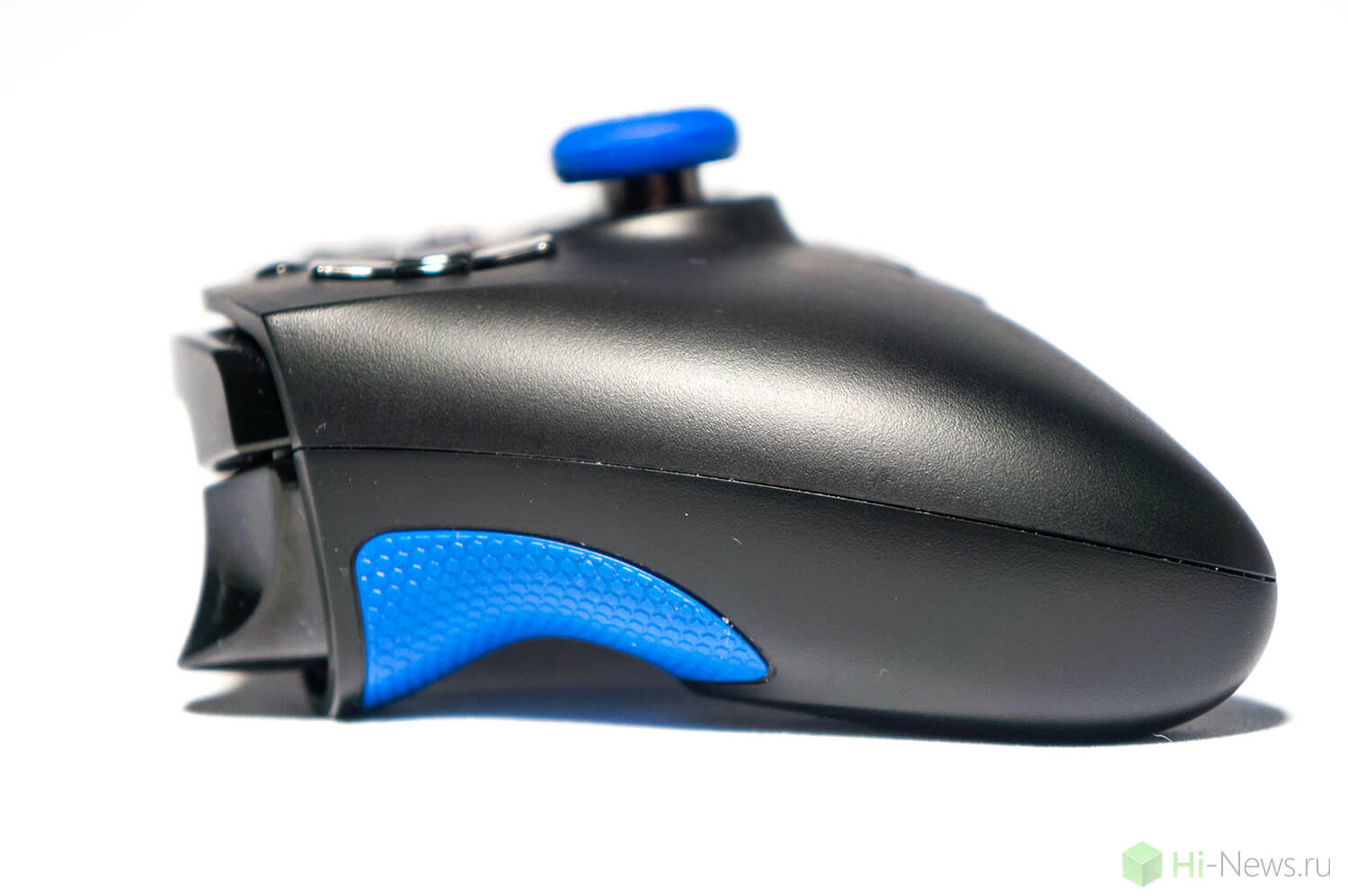 Обзор профессионального игрового контроллера Razer Raiju.. Фото.