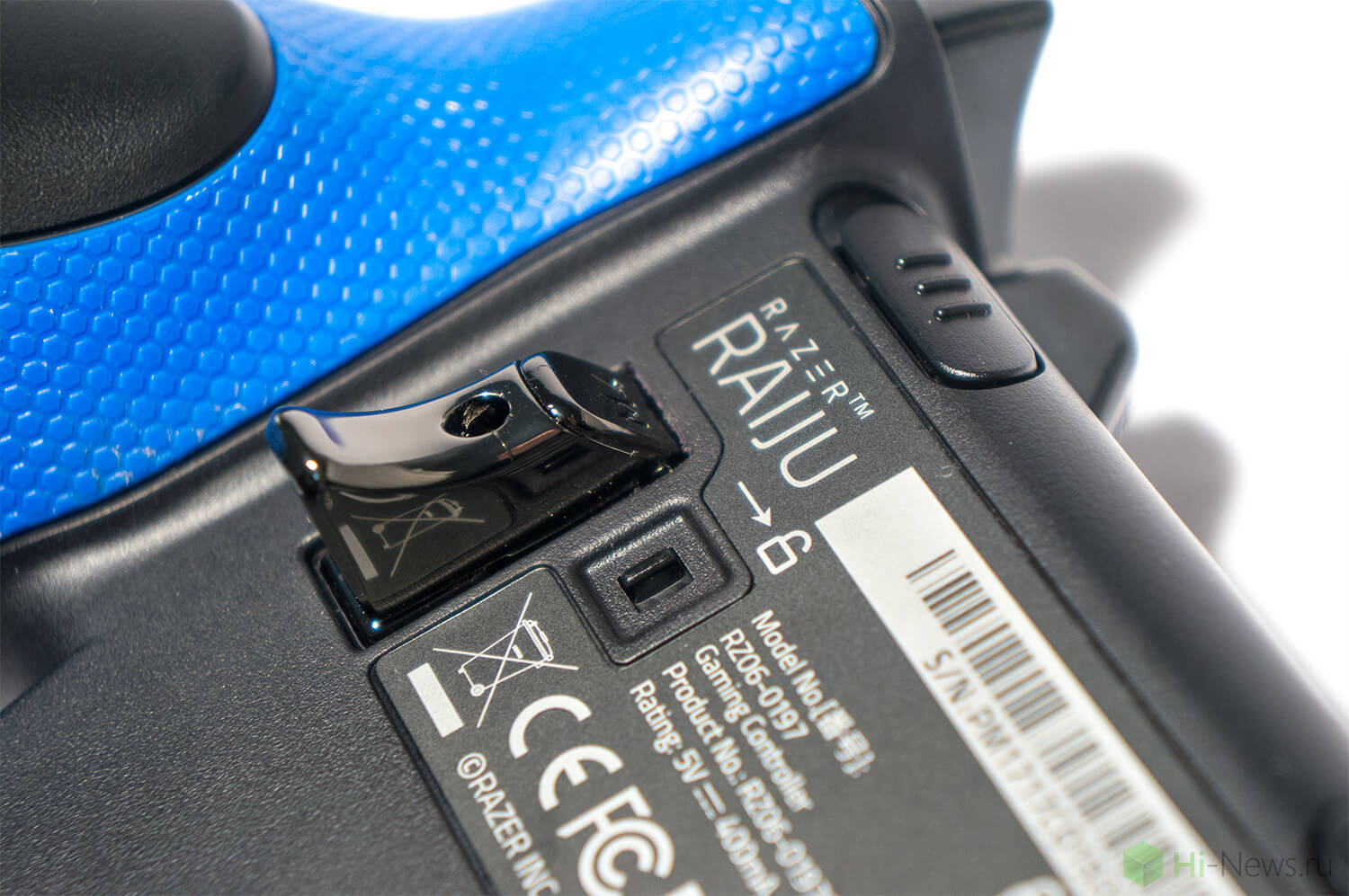 Обзор профессионального игрового контроллера Razer Raiju.. Фото.