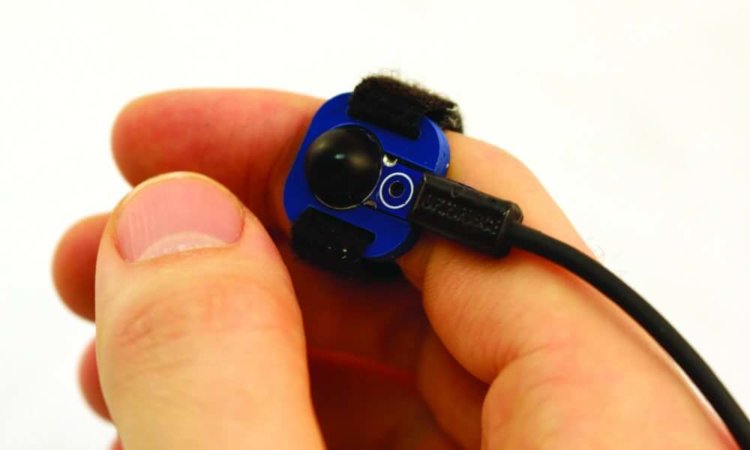 Эластичный сенсор изменит способ взаимодействия с носимой электроникой. Фото.